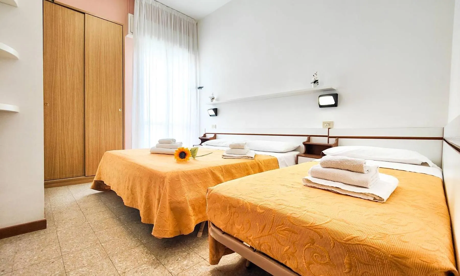 Hotel Lea B&B Pensione Completa Rimini