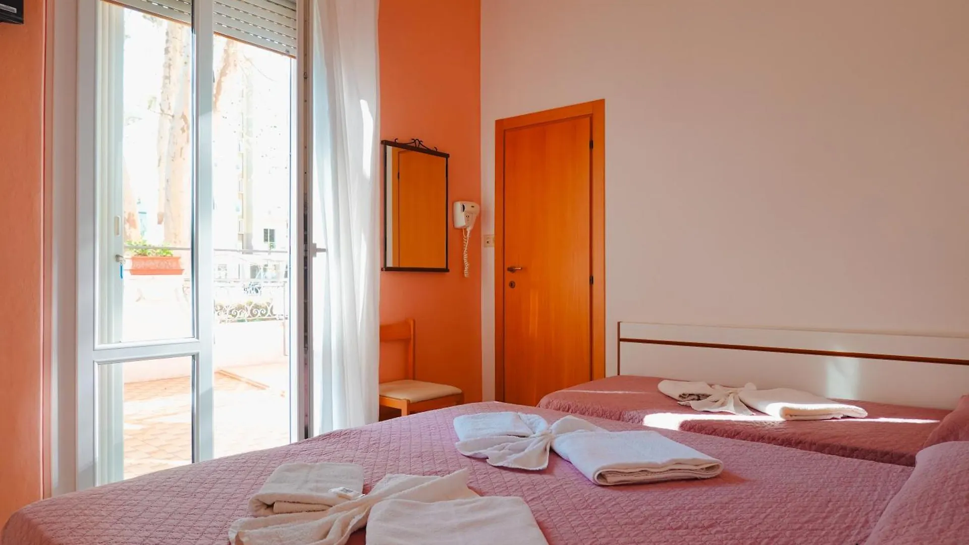 Hotel Lea B&B Pensione Completa Rimini