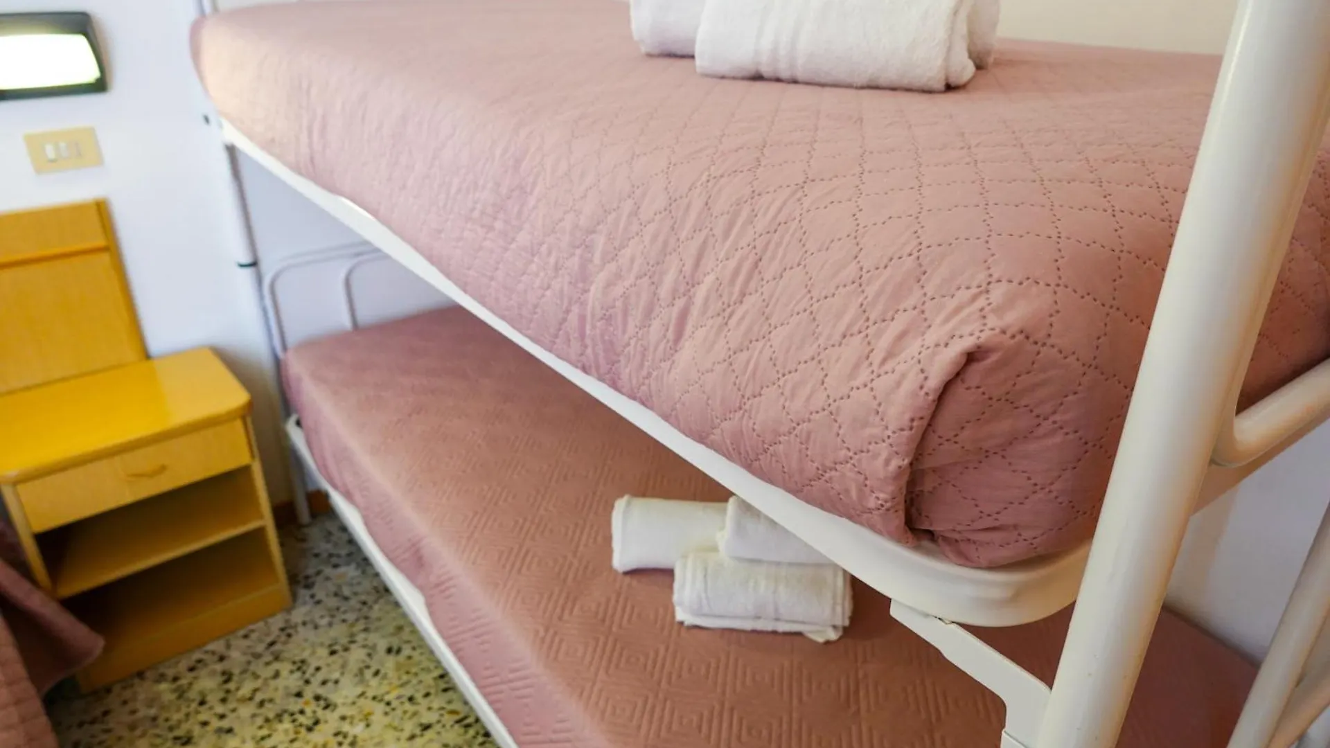 **  Hotel Lea B&B Pensione Completa Rimini Italy